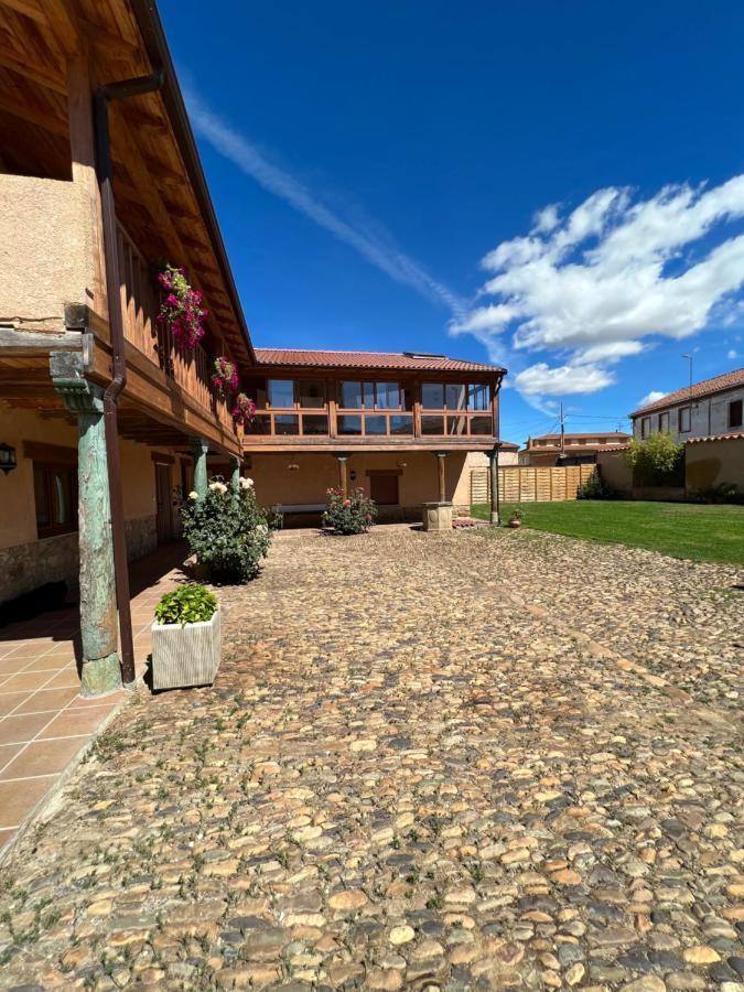Casa Villa Franca Llamas de la Ribera Dış mekan fotoğraf