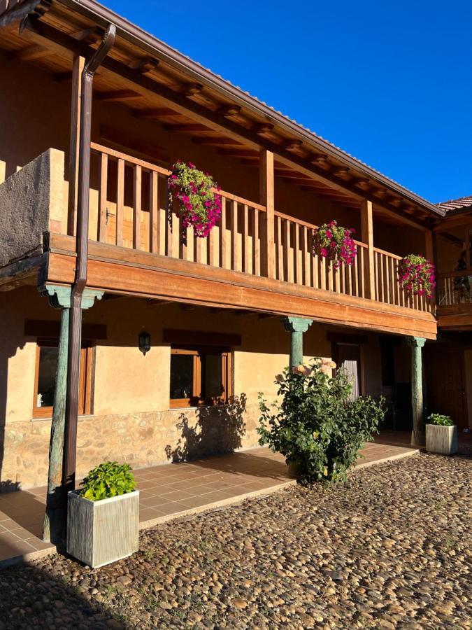 Casa Villa Franca Llamas de la Ribera Dış mekan fotoğraf
